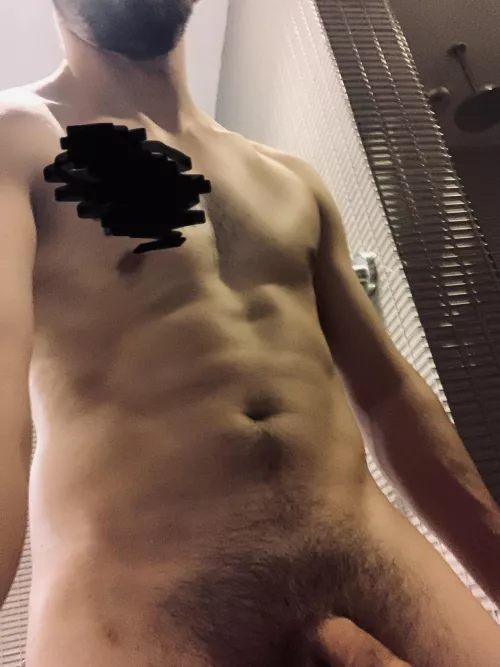 (m) Fresh outta the shower 🚿