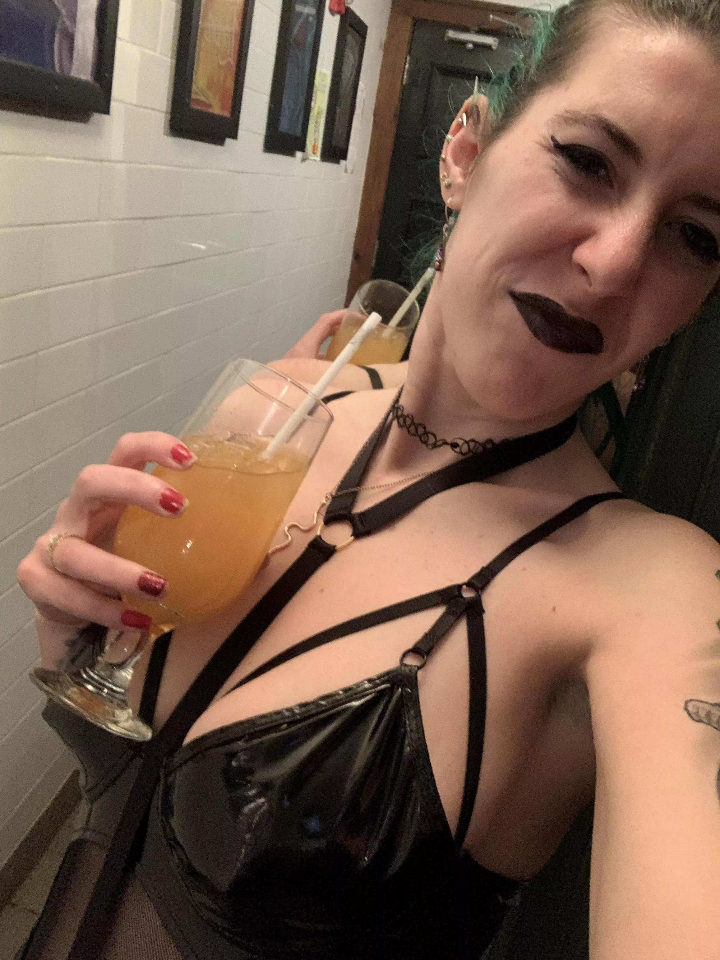Mai Tai and latex