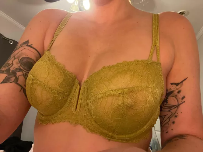 My favorite bra make my natural titties look great. What do you think?