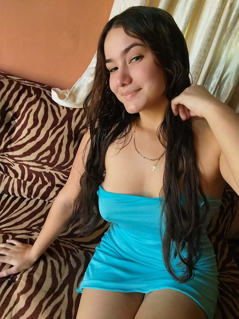 Natural saturday chilling join me [F]