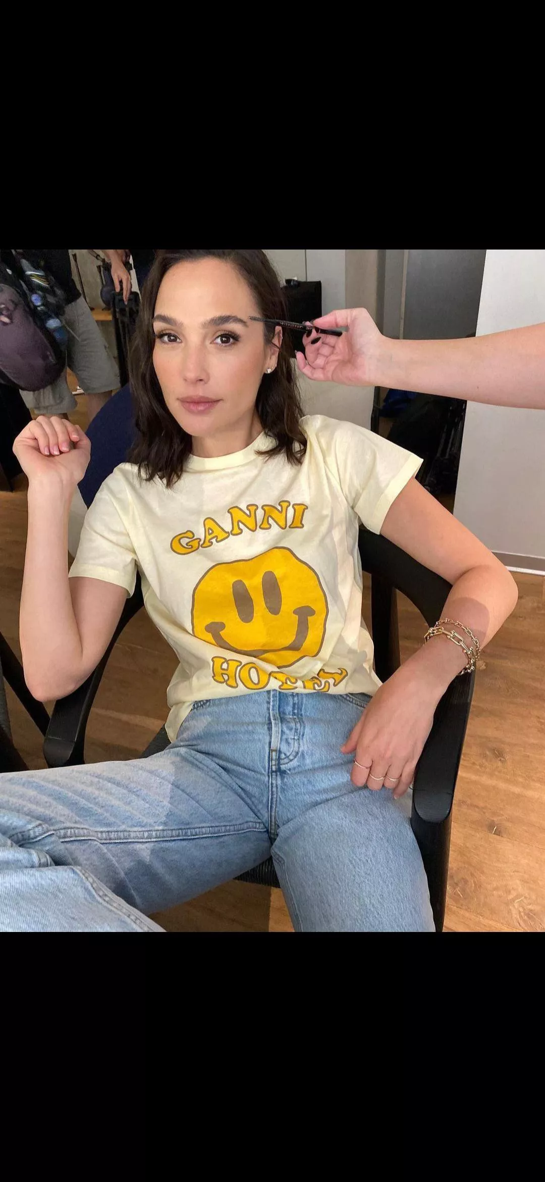 Need to get of for Gal Gadot, Brie Larson, Florence Pugh or Kristen Stewart convince which I should fuck my fleshlight for