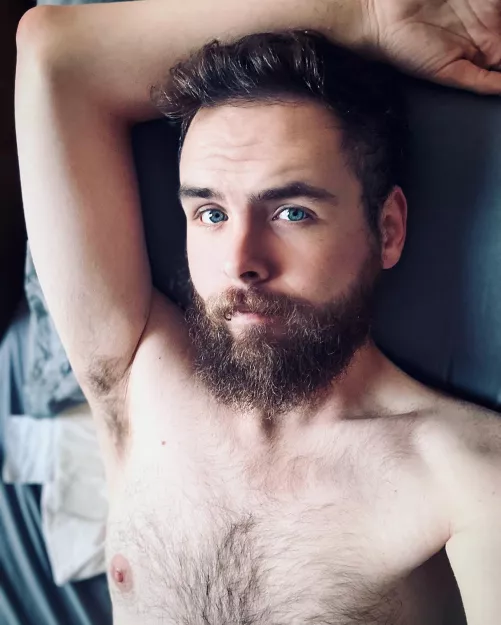 Nice relaxing Saturday 🖤