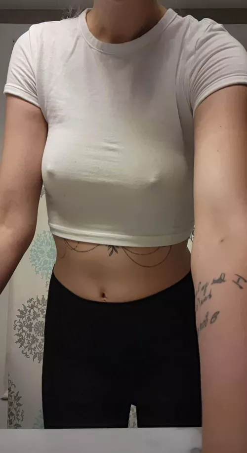 No bra = best feeling ever