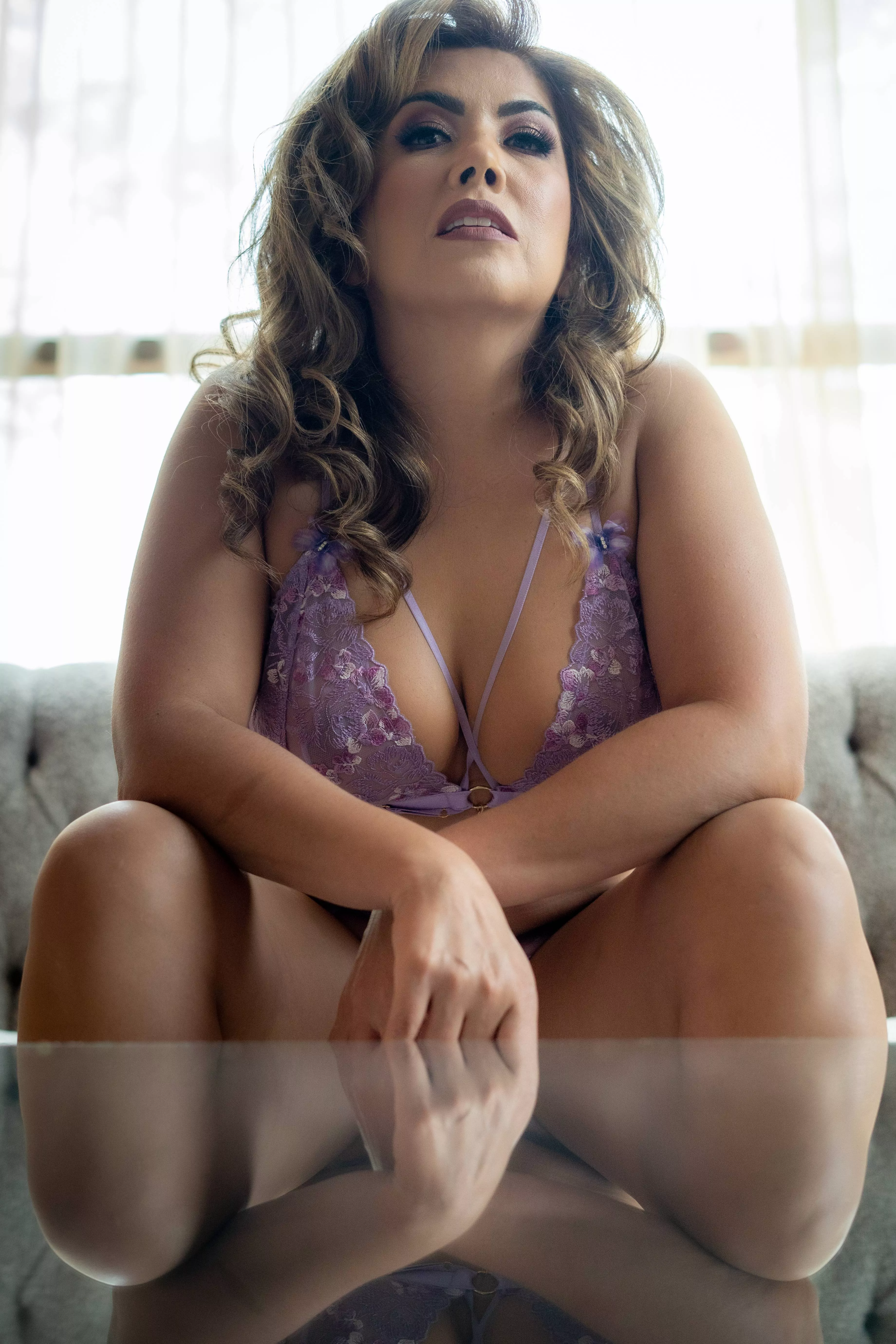 Sexy booty Reina Mexicana milf