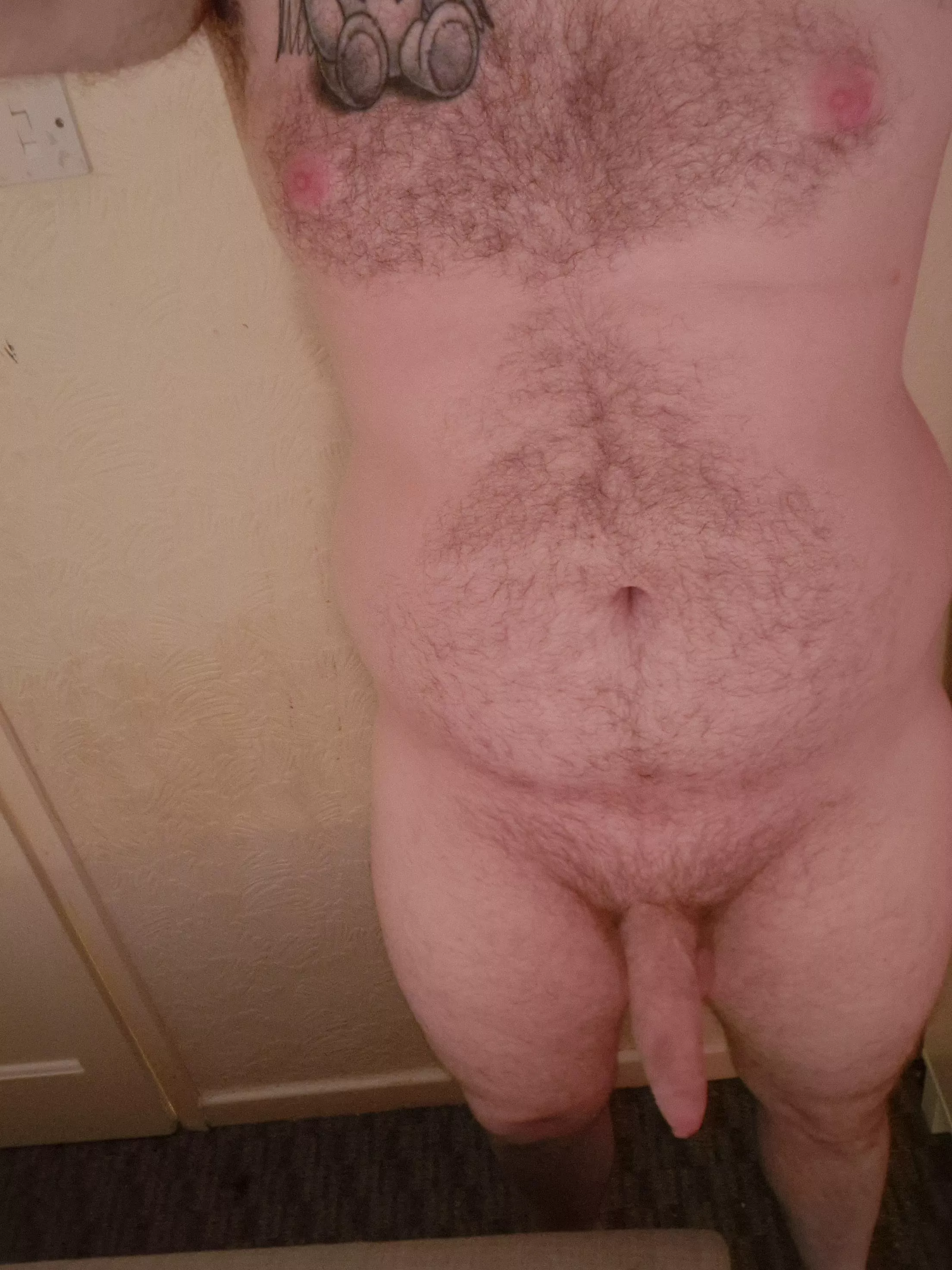 Showing off my Dad bod to all you lovely people 😘