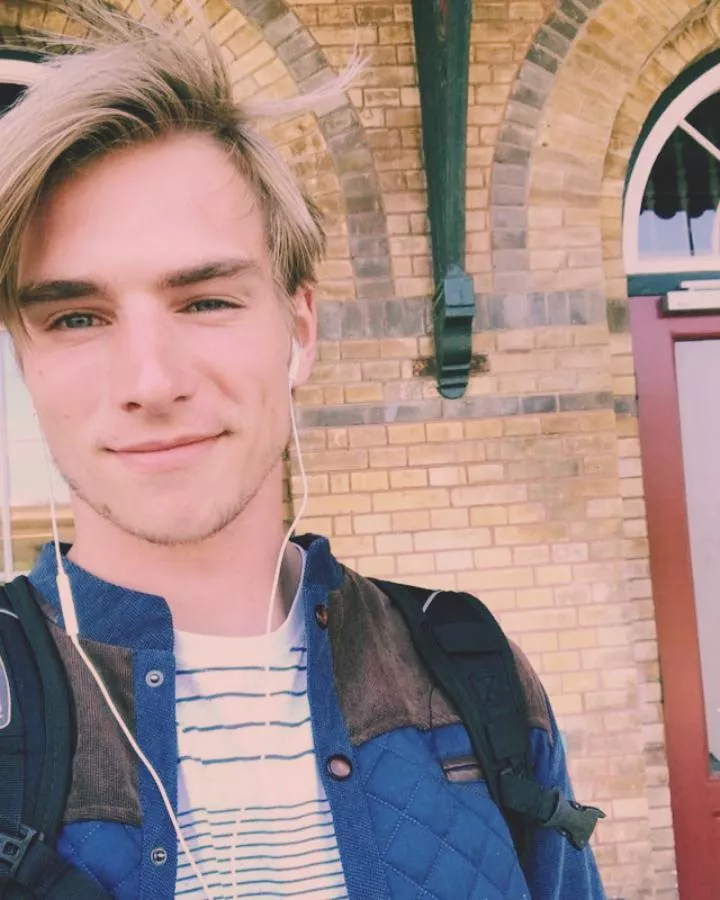 Someone told me this would be a good place to post, Hope you guys are having a good day!