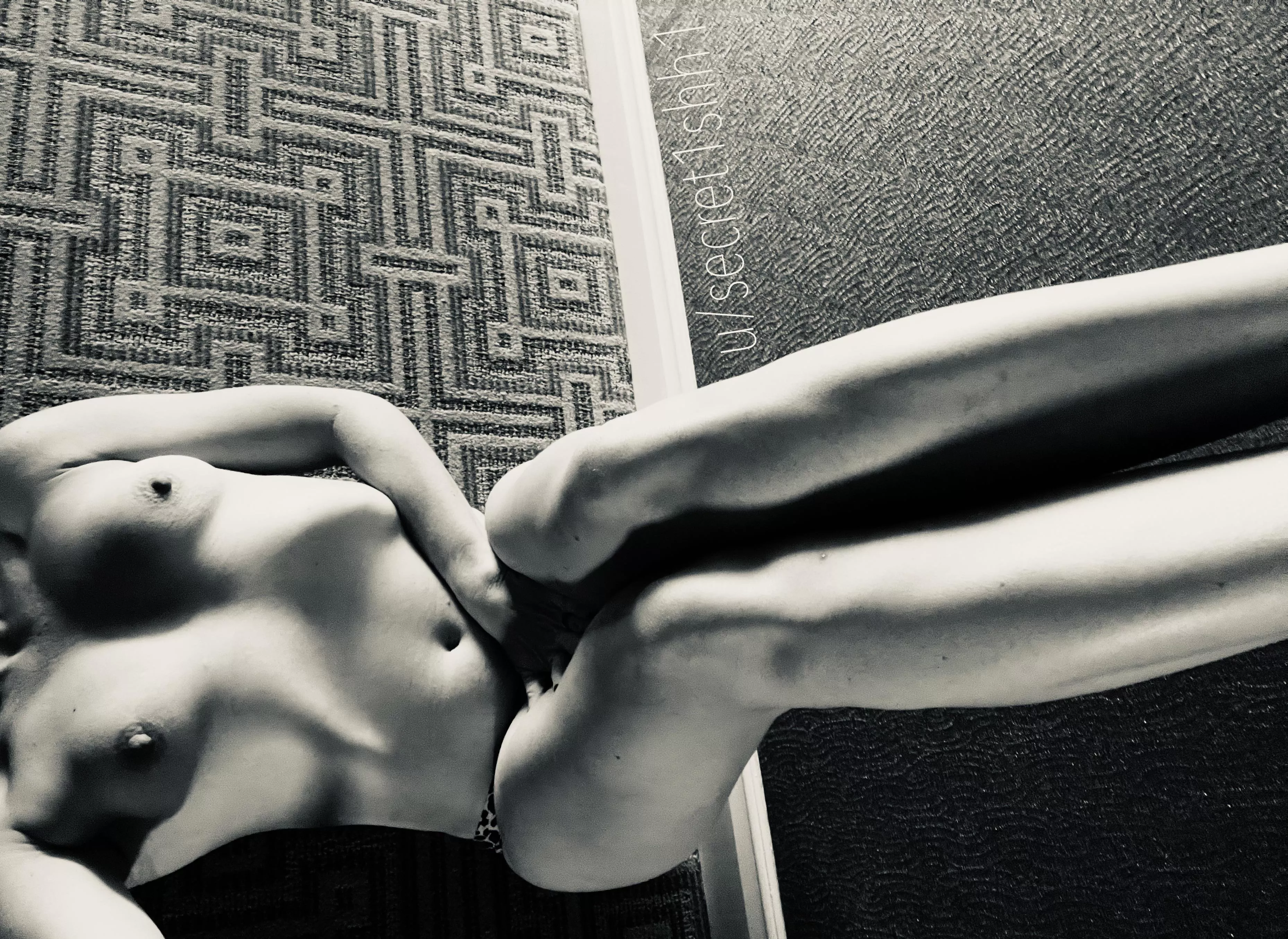 Staring at the ceiling with you