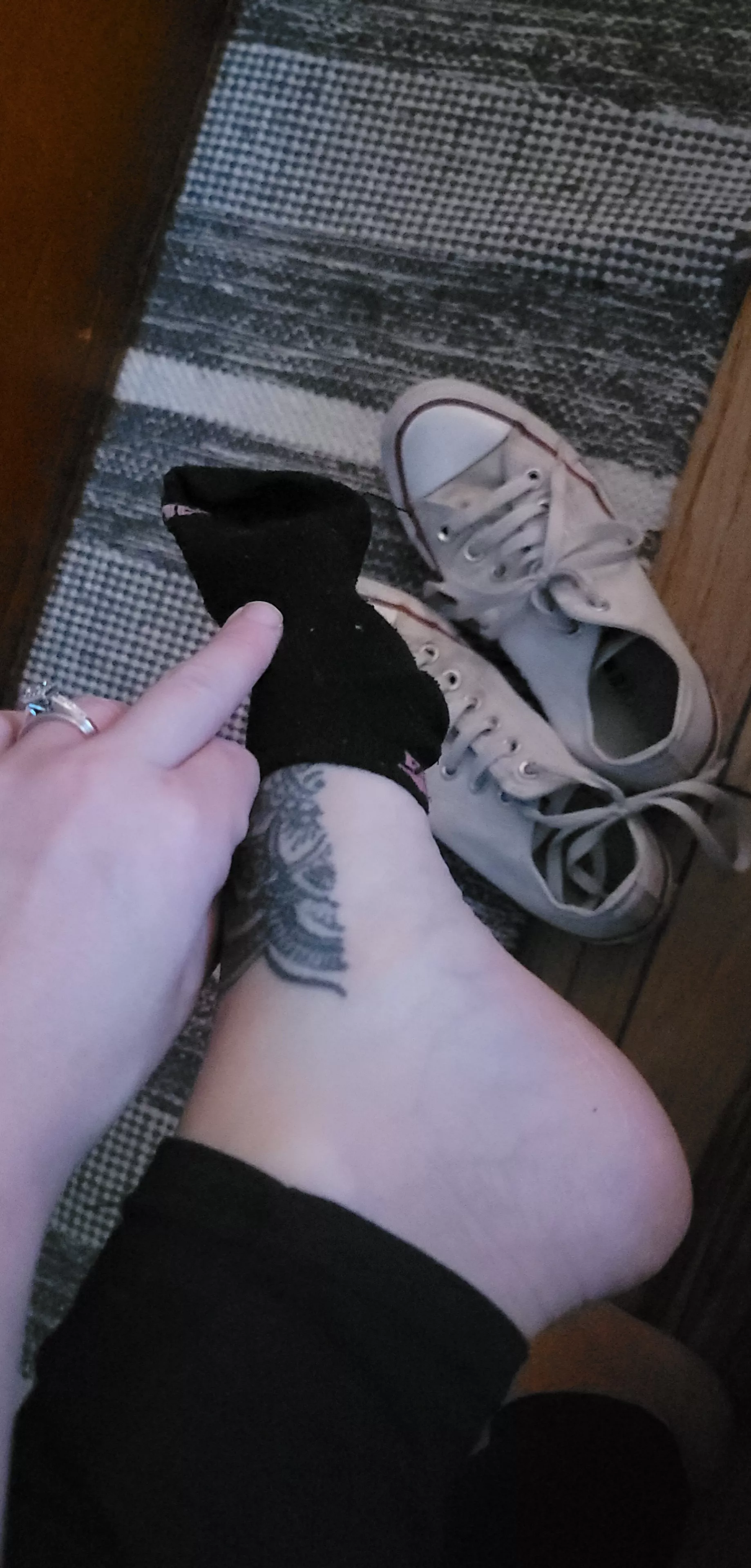 These feet are going away for the day😋