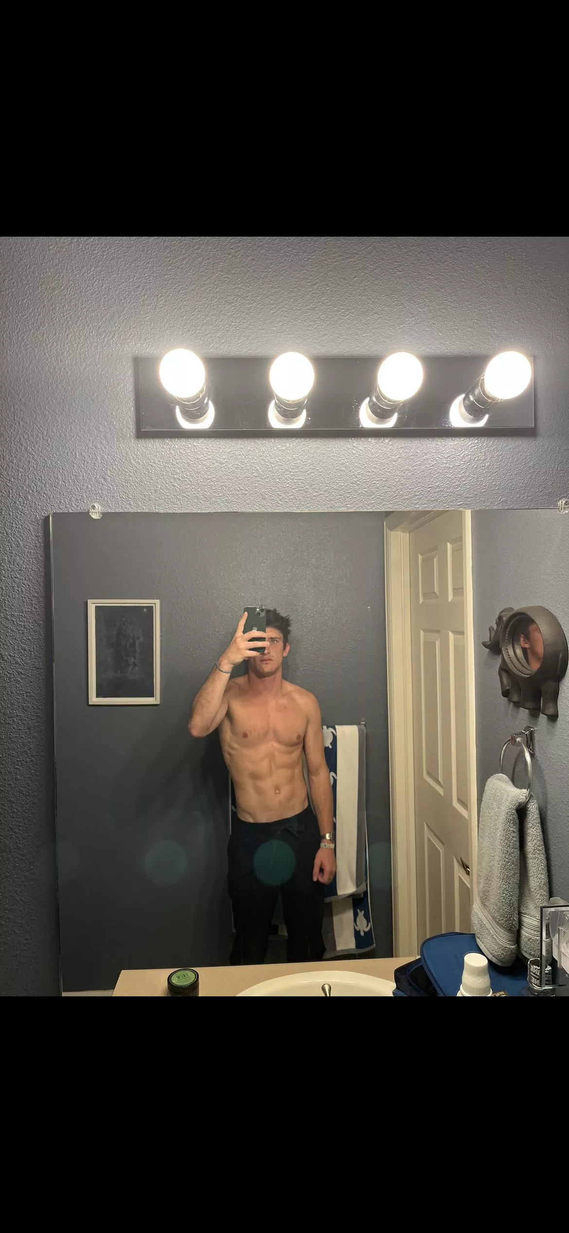 Think I should take off the pants ?