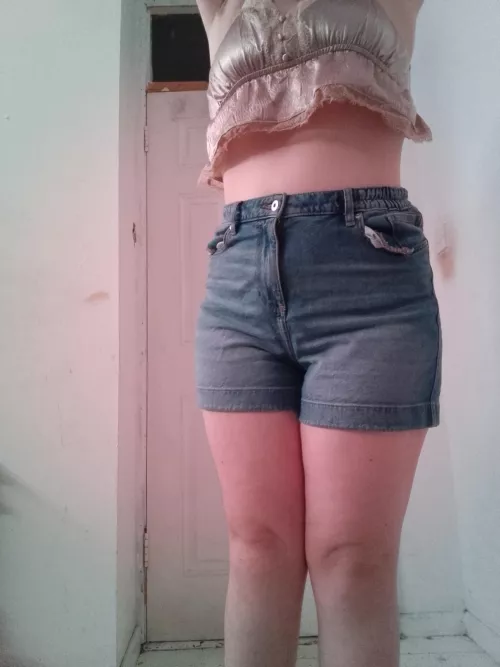 what do you guys think of this outfit ?