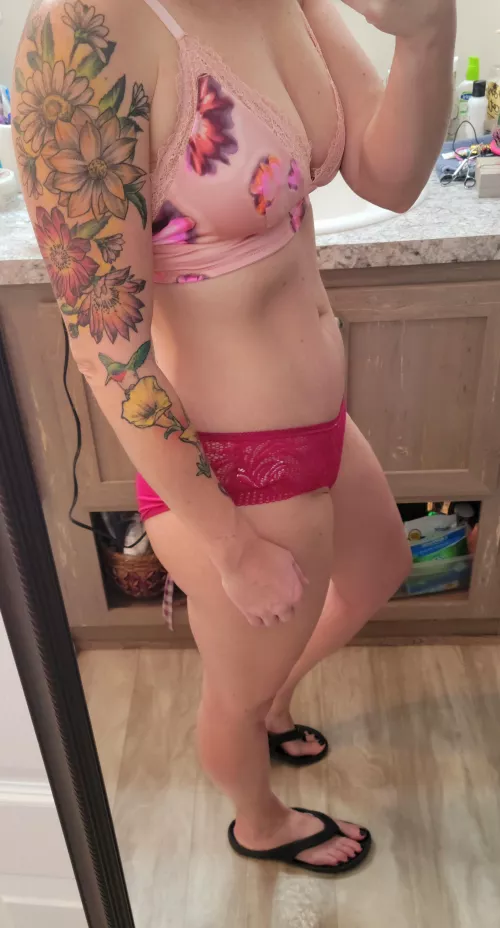 When the night gets exciting!! [F]un times ahead!!