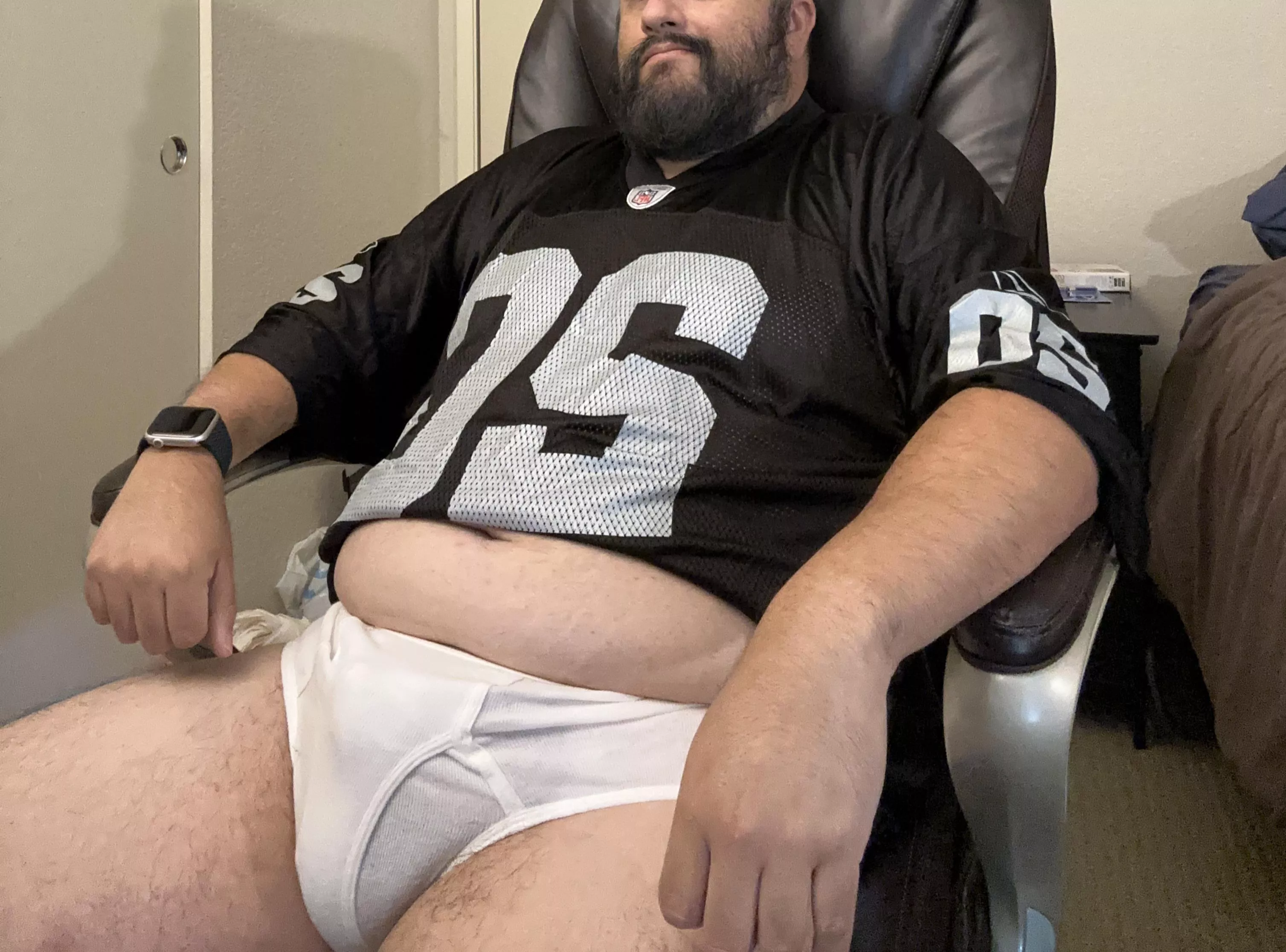 Who’s into Tighty Whities and Bears? Join my GroupMe. Link in the comments.