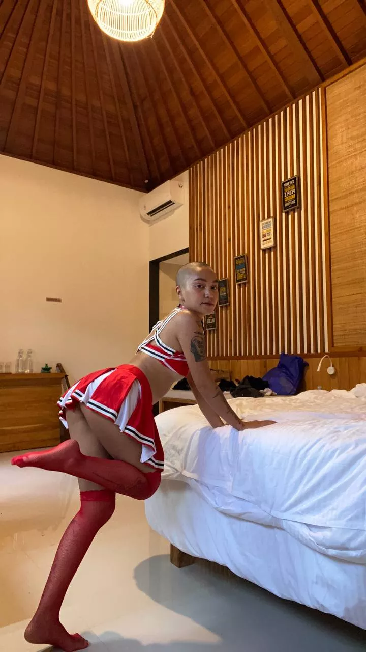 Would you let me ride your 🍆