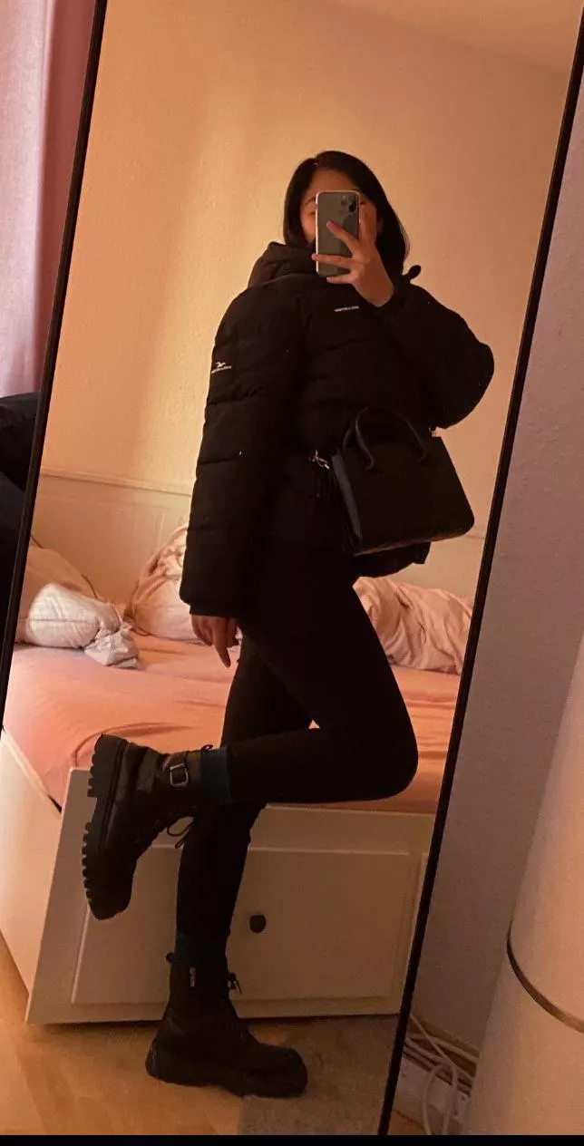 You also like the casual look 😇🤭