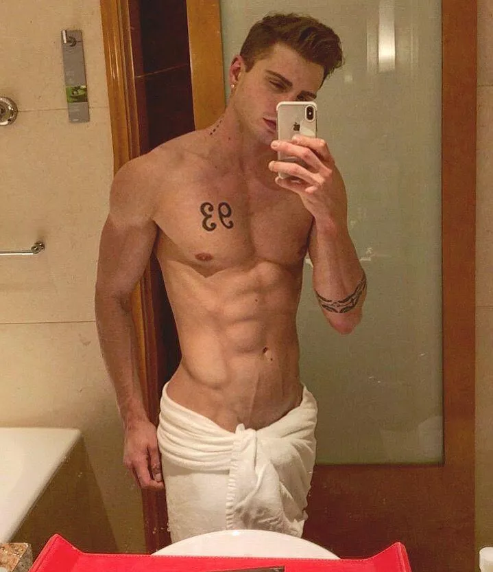 [25] Hey there!! 💦