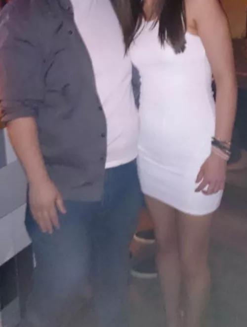 34 horny male looking to get off to sexy couples or females, or guys who enjoy showing off there girl? Anyone want to help?? Have some underwear pics of gf 32 to swap. Kick and Tele is Mickster1987, or DM here