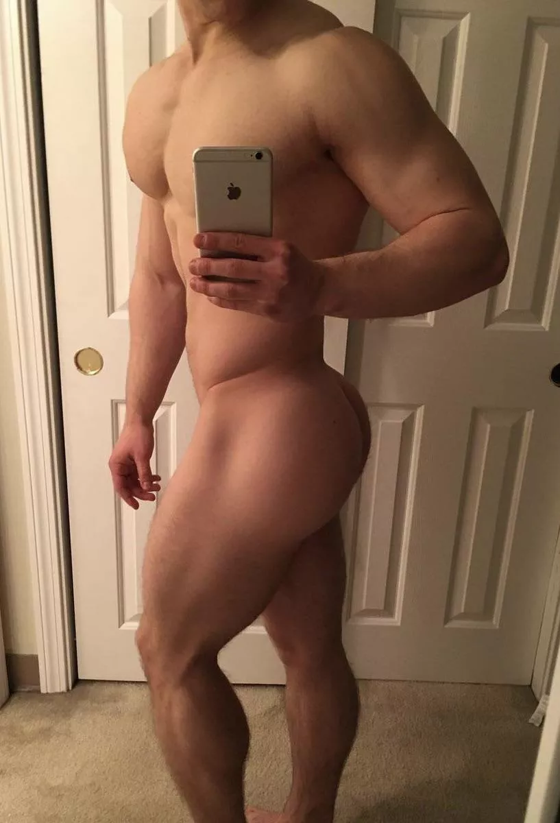 Anyone into shorter guys? I’m 25 and I’m 5’7” tall. I get told I’m too short…