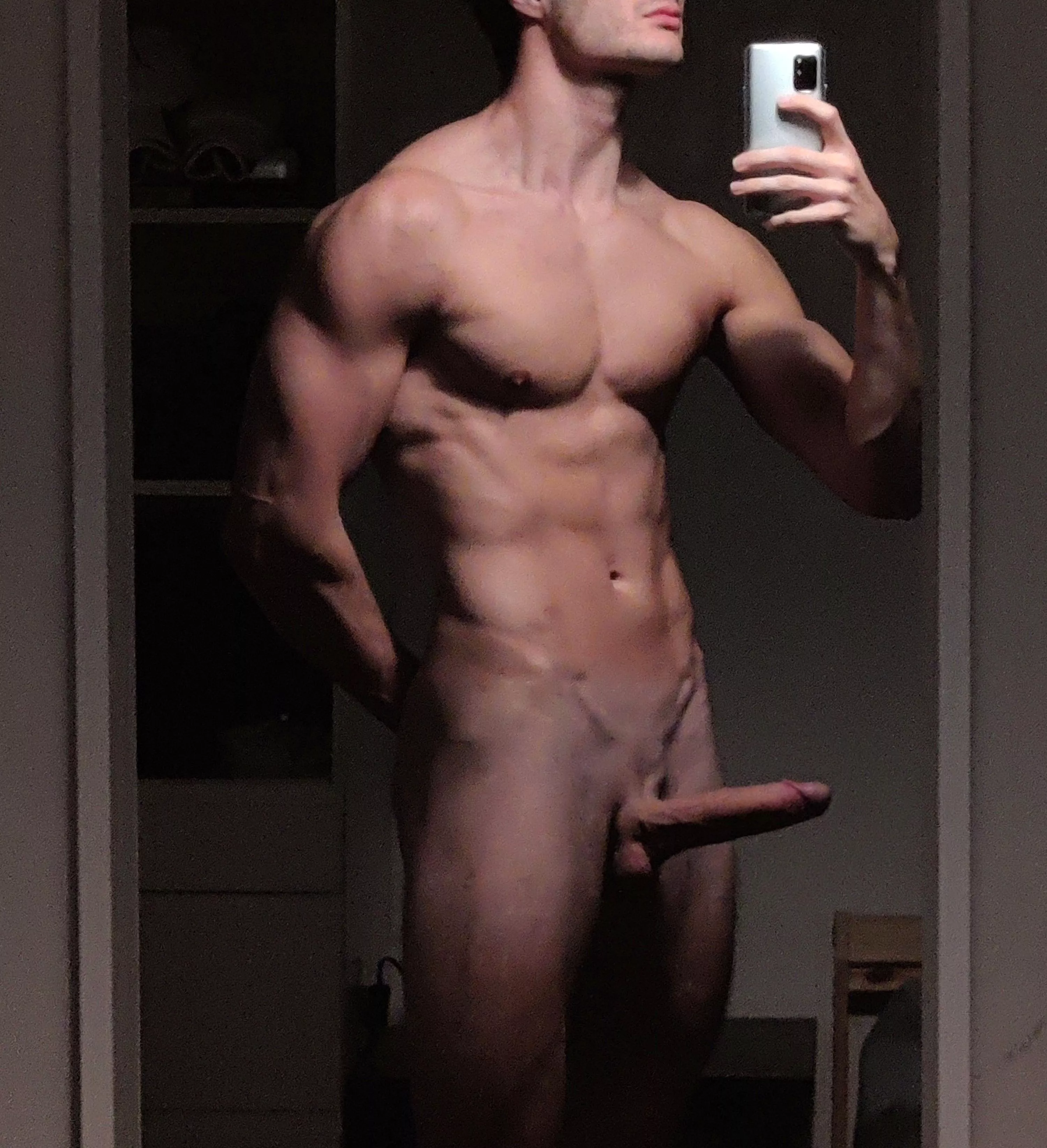 Anyone like big dick and muscles?
