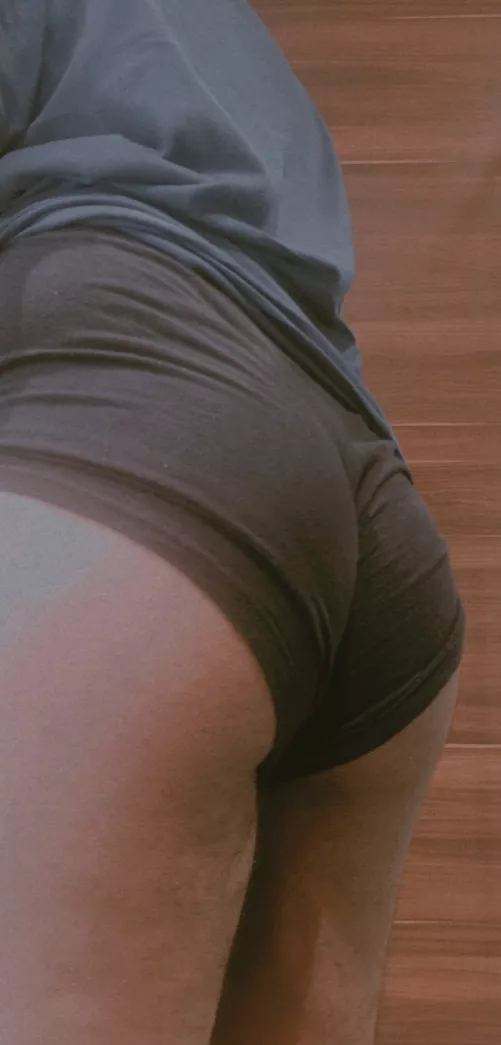 Birth mark sneak peek??