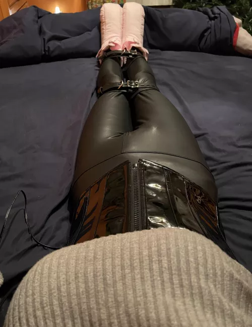 Bound and edged with estim [M]