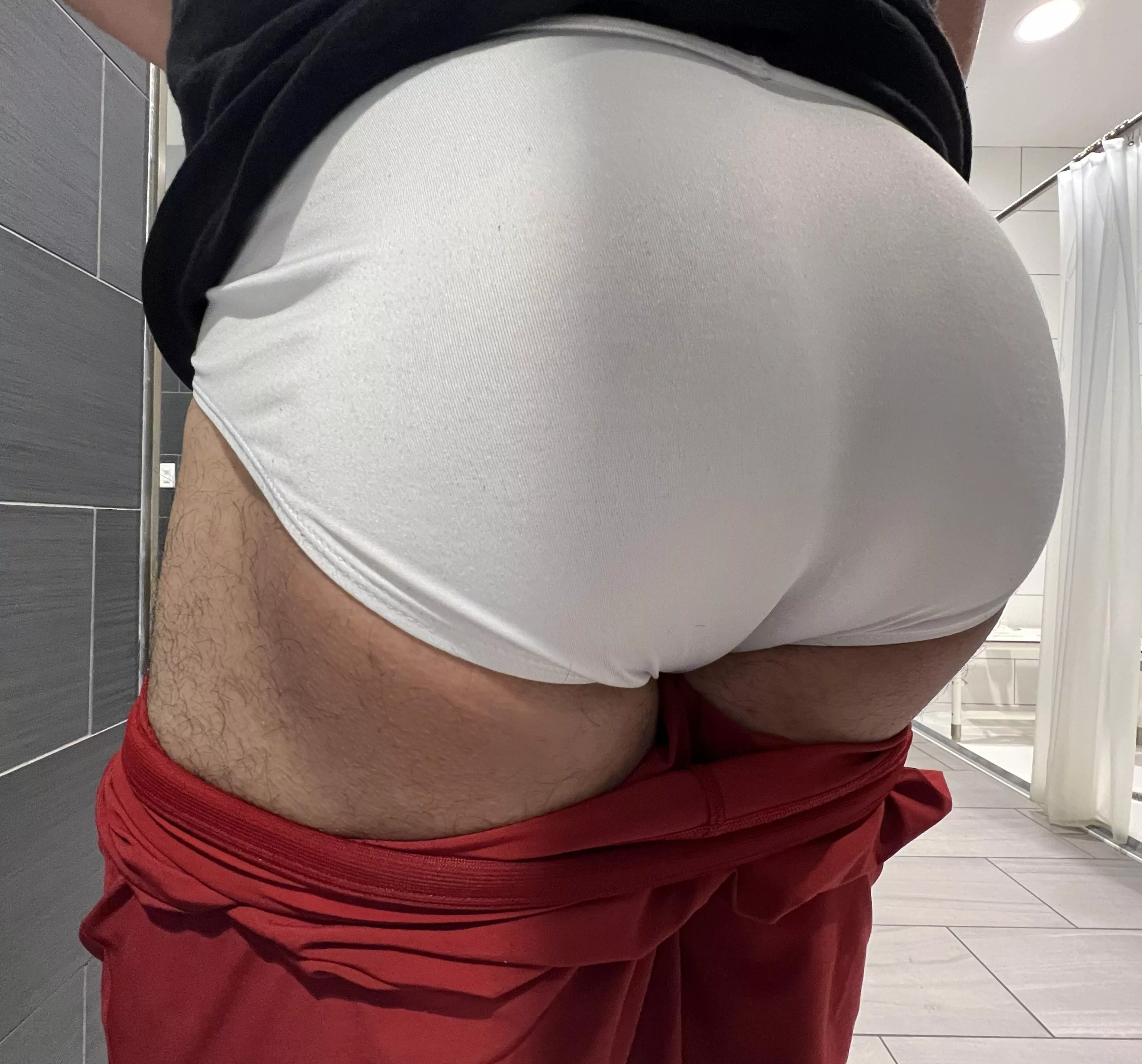 Briefs are great to workout in.