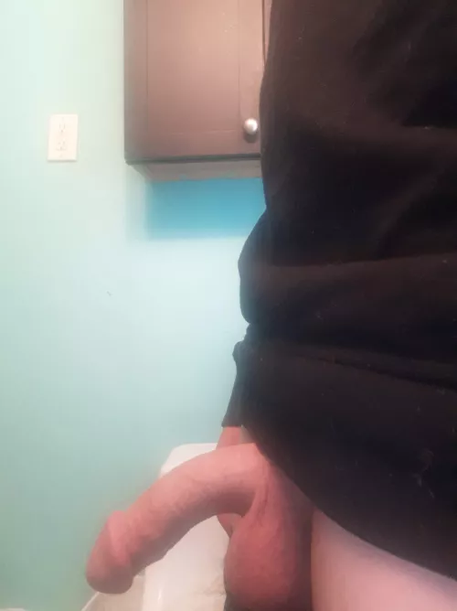 Come on baby, it’s not even fully hard yet 🫣