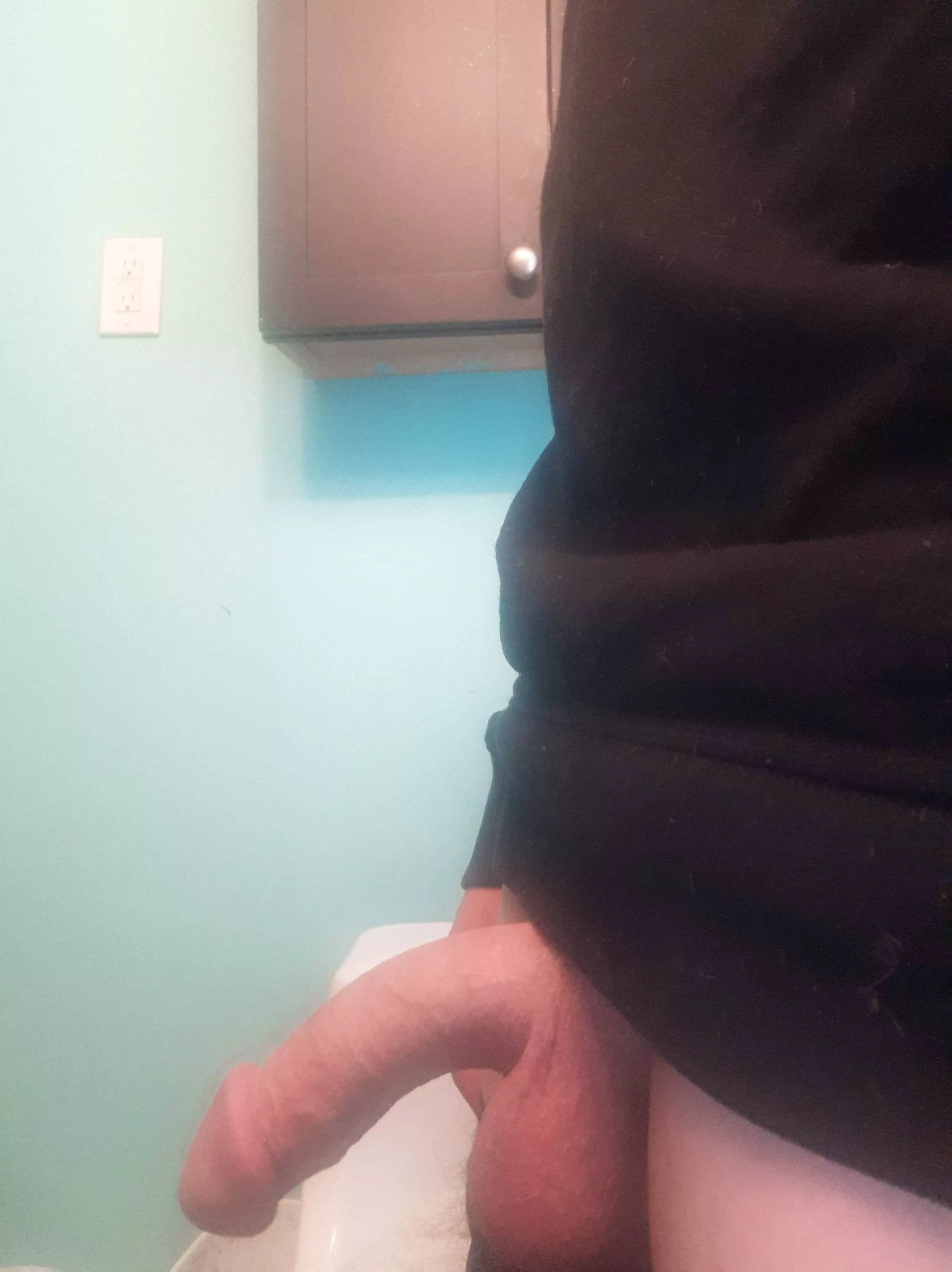 Come on baby, it’s not even fully hard yet 🫣