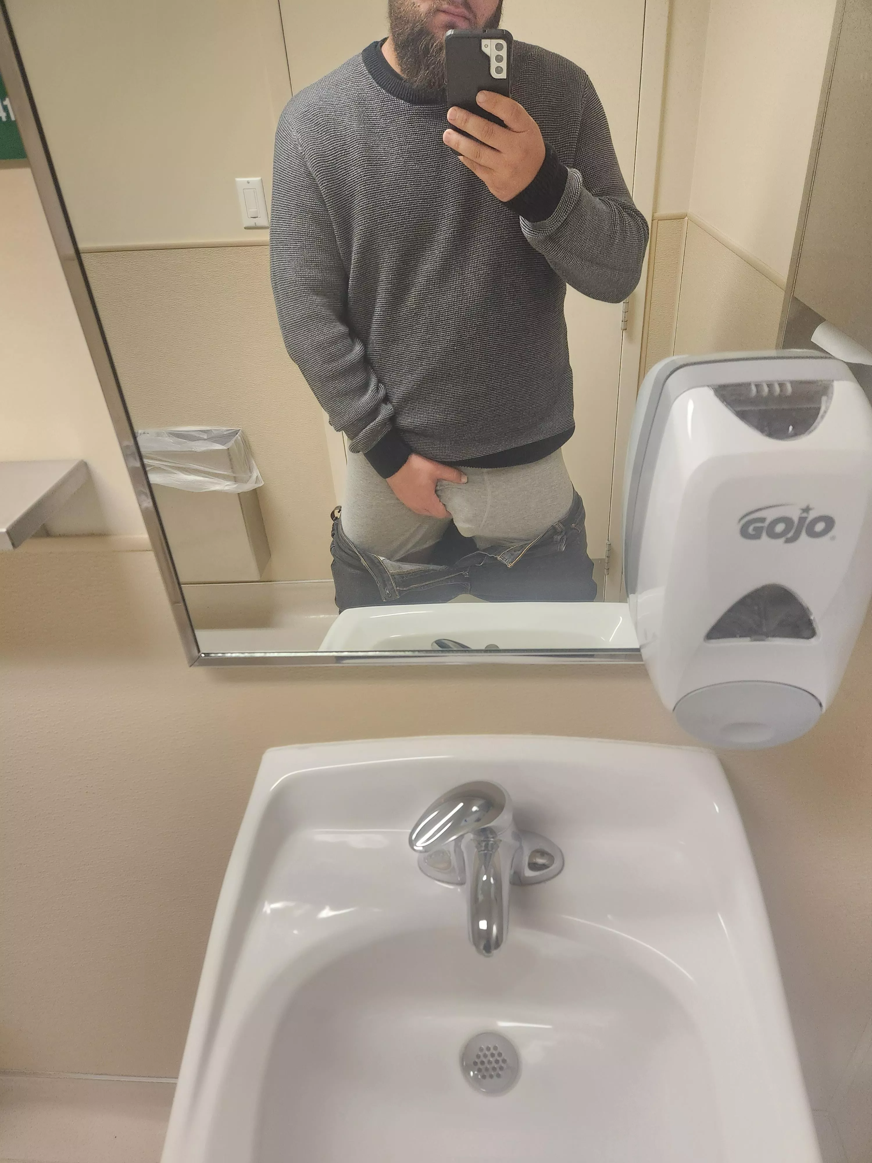 Could use a hand here