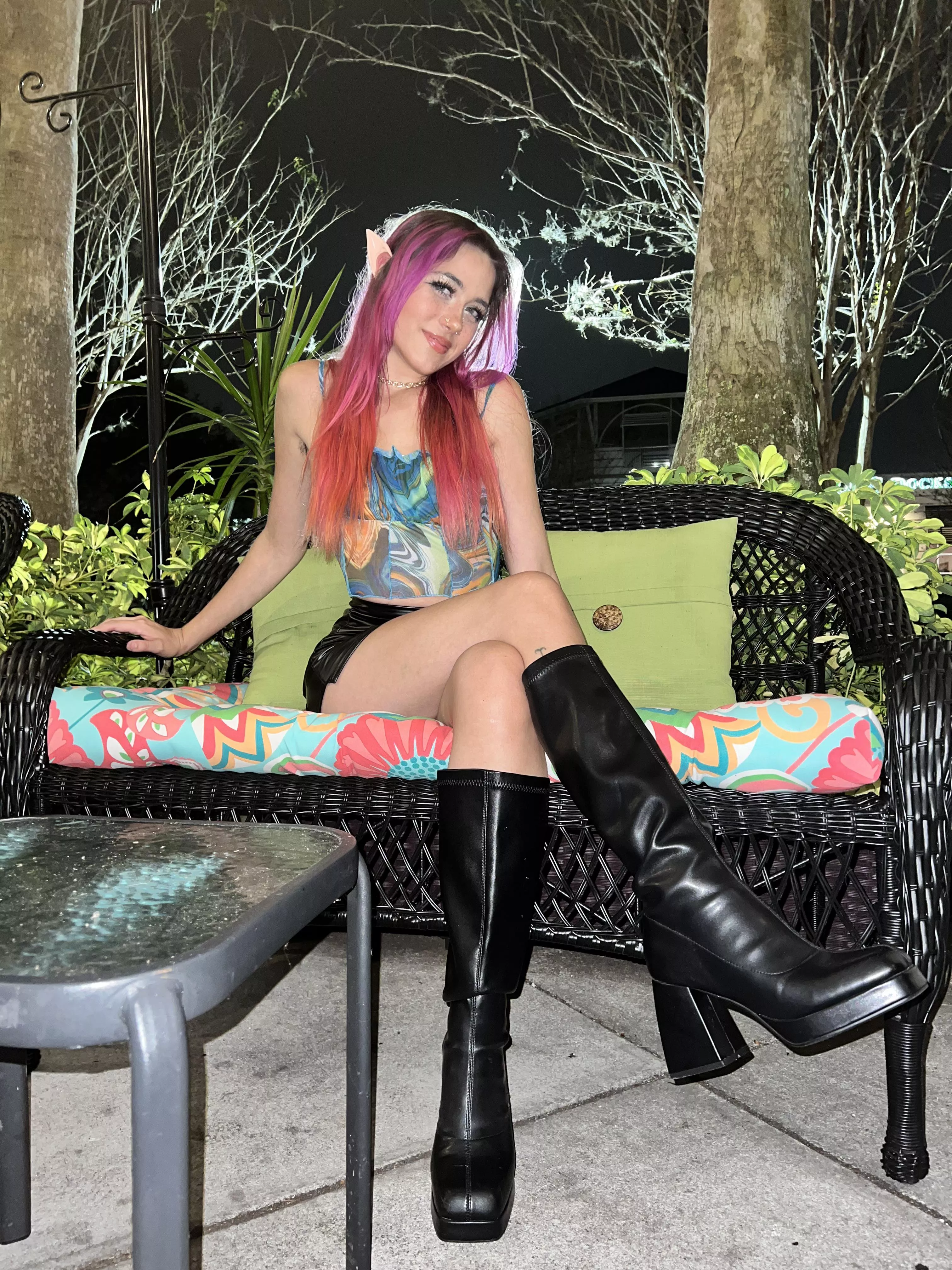 Could use some company 🖤