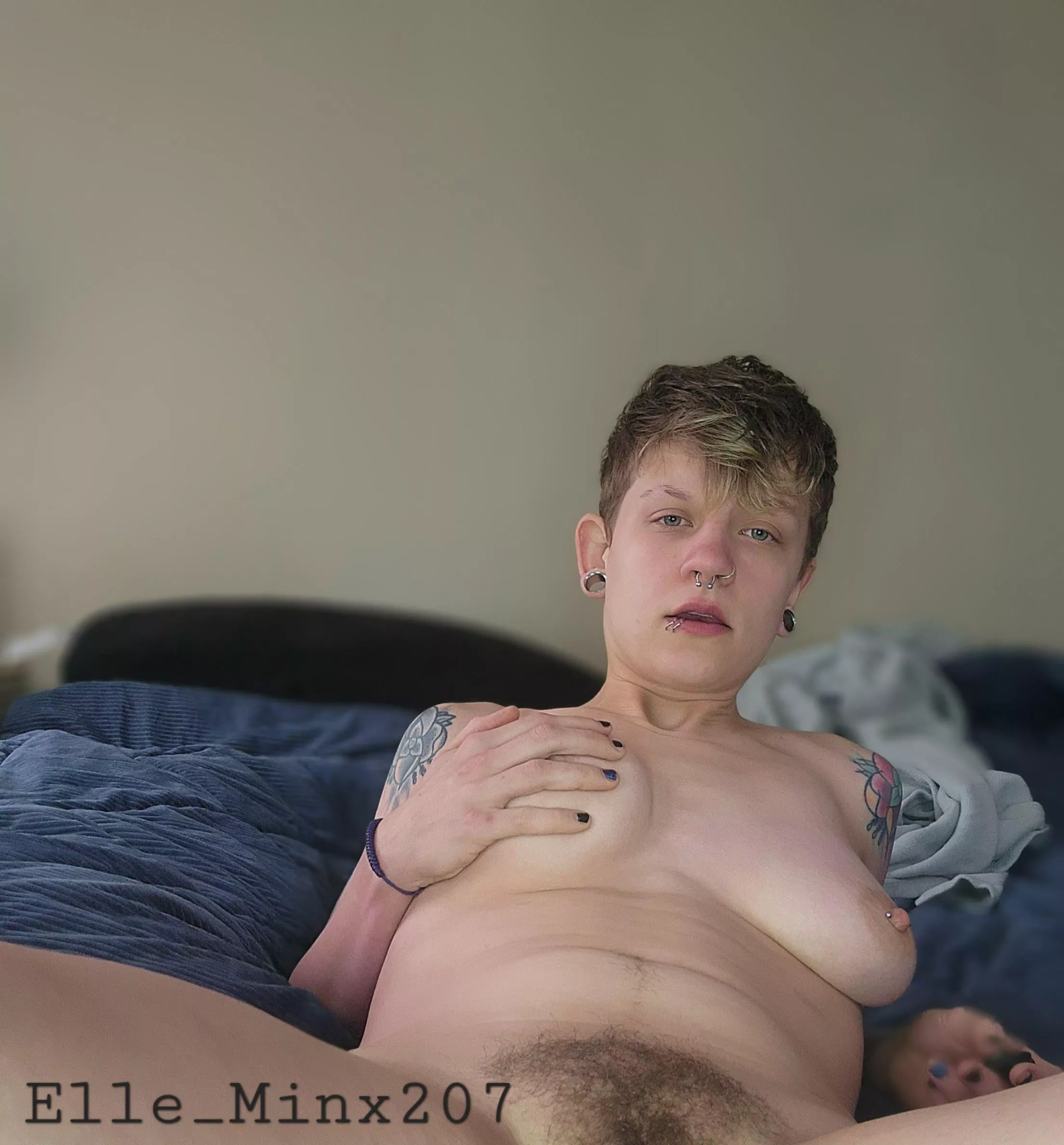 Cum make this bois hole weak 😉