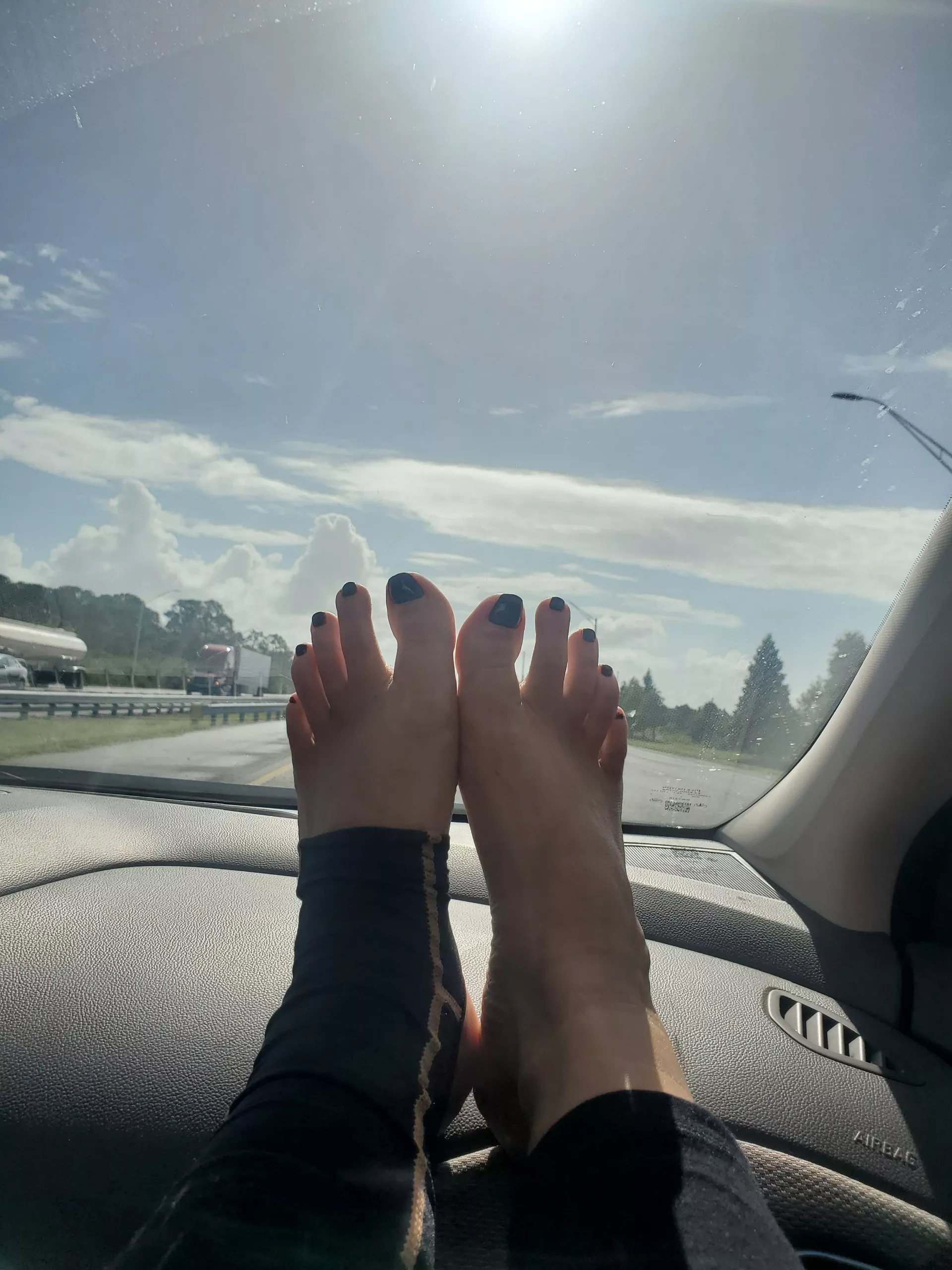 Dash feet... Yay or Nay?