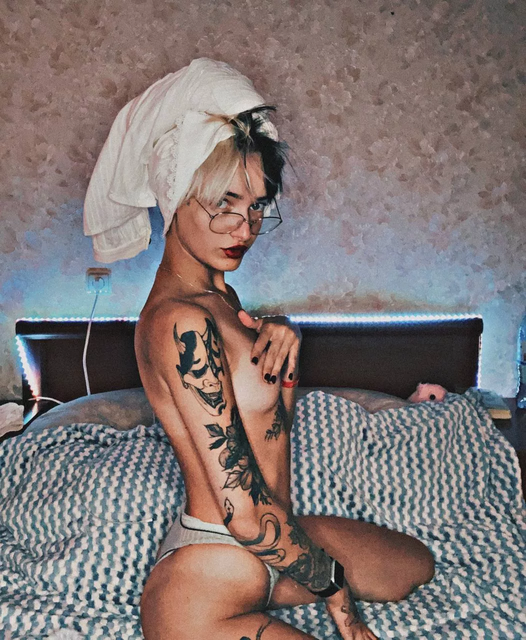 Do you like small tattoed girls?