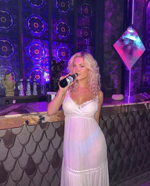 Do You Think She Knows?