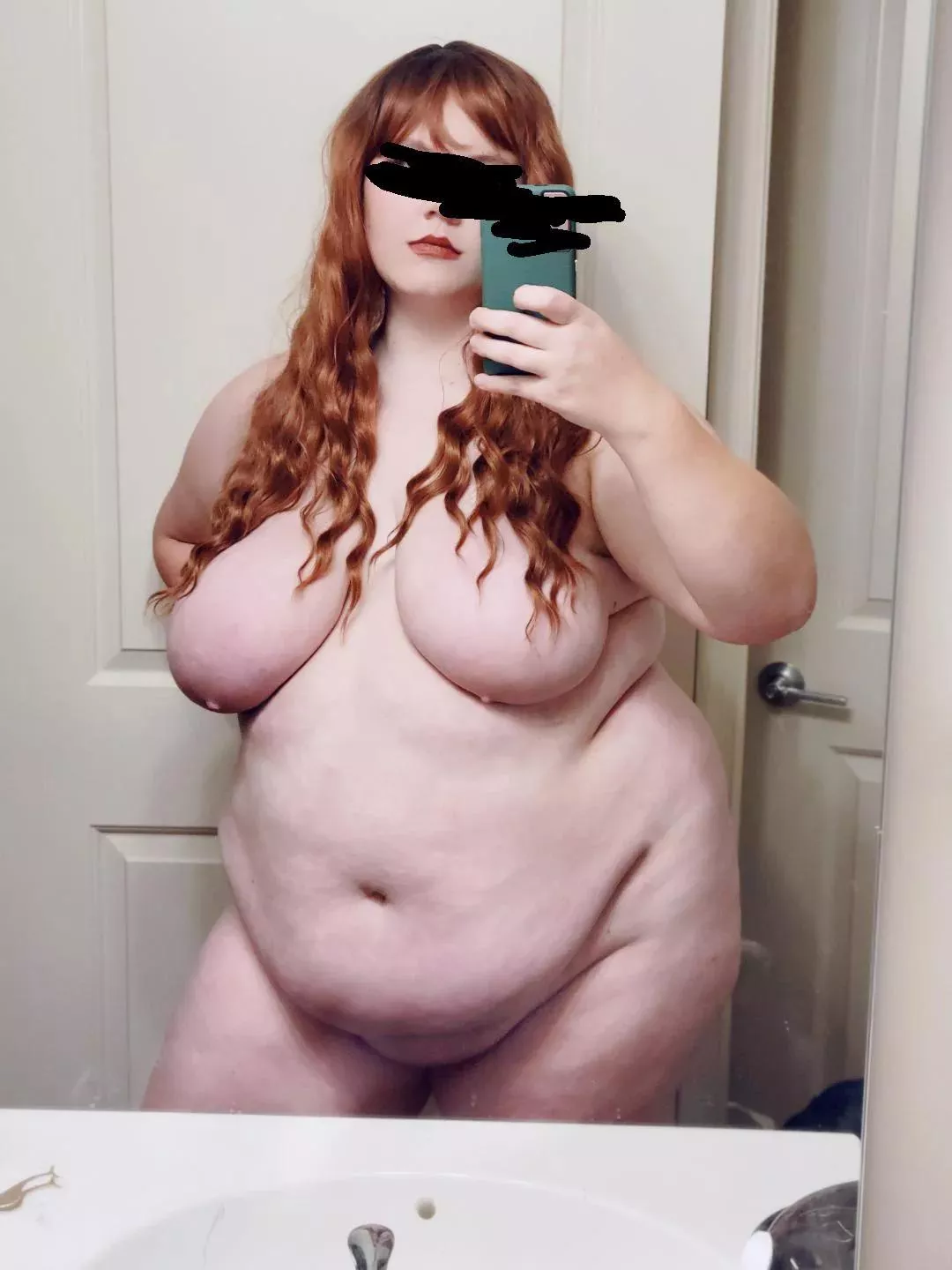 Does my fat belly look fuckable?
