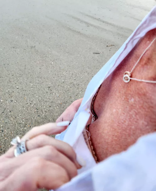 Family pictures at the beach.
