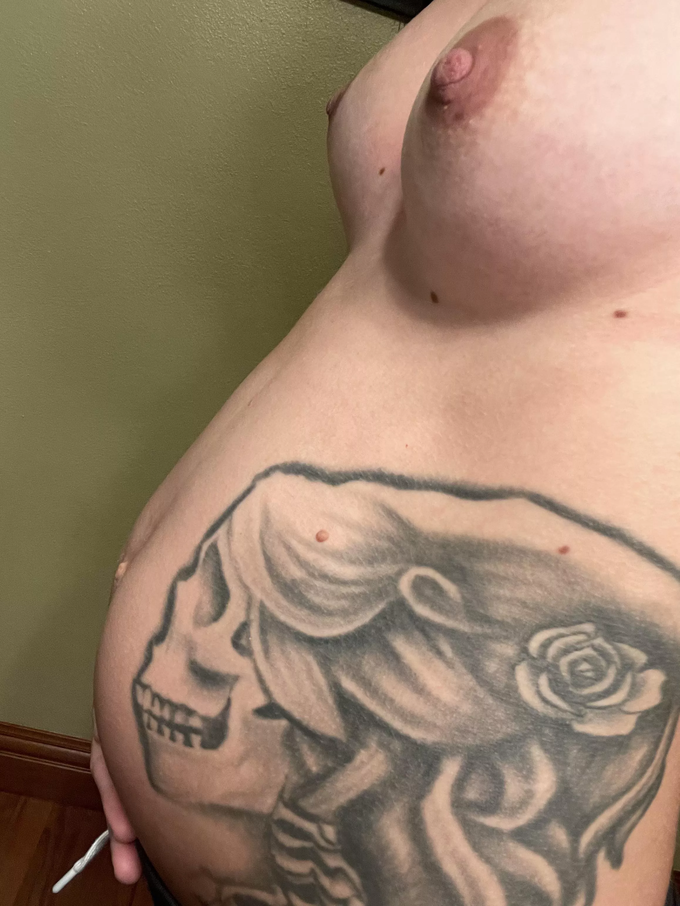 Favorite thing about a pregnant womens body?