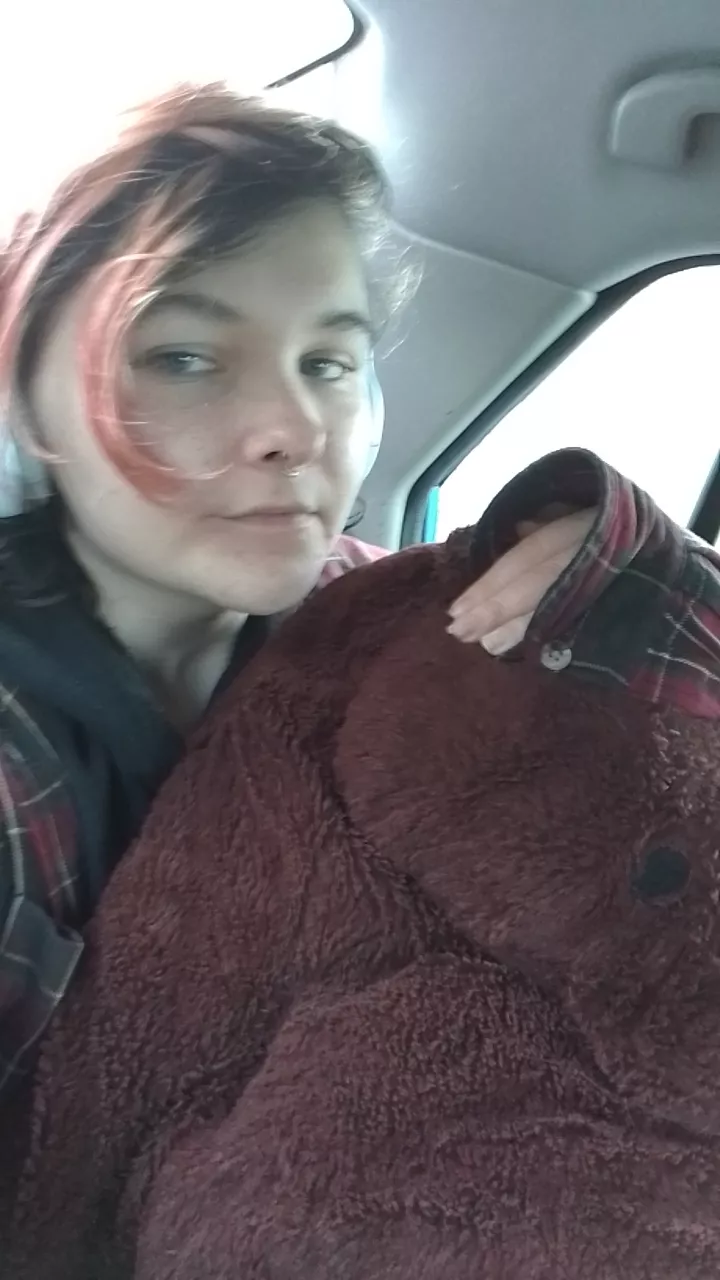 femboy n his skoggy ??