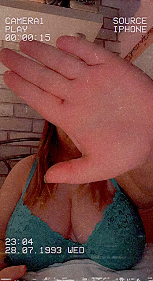 hey i’m back again😏, horny as usual x