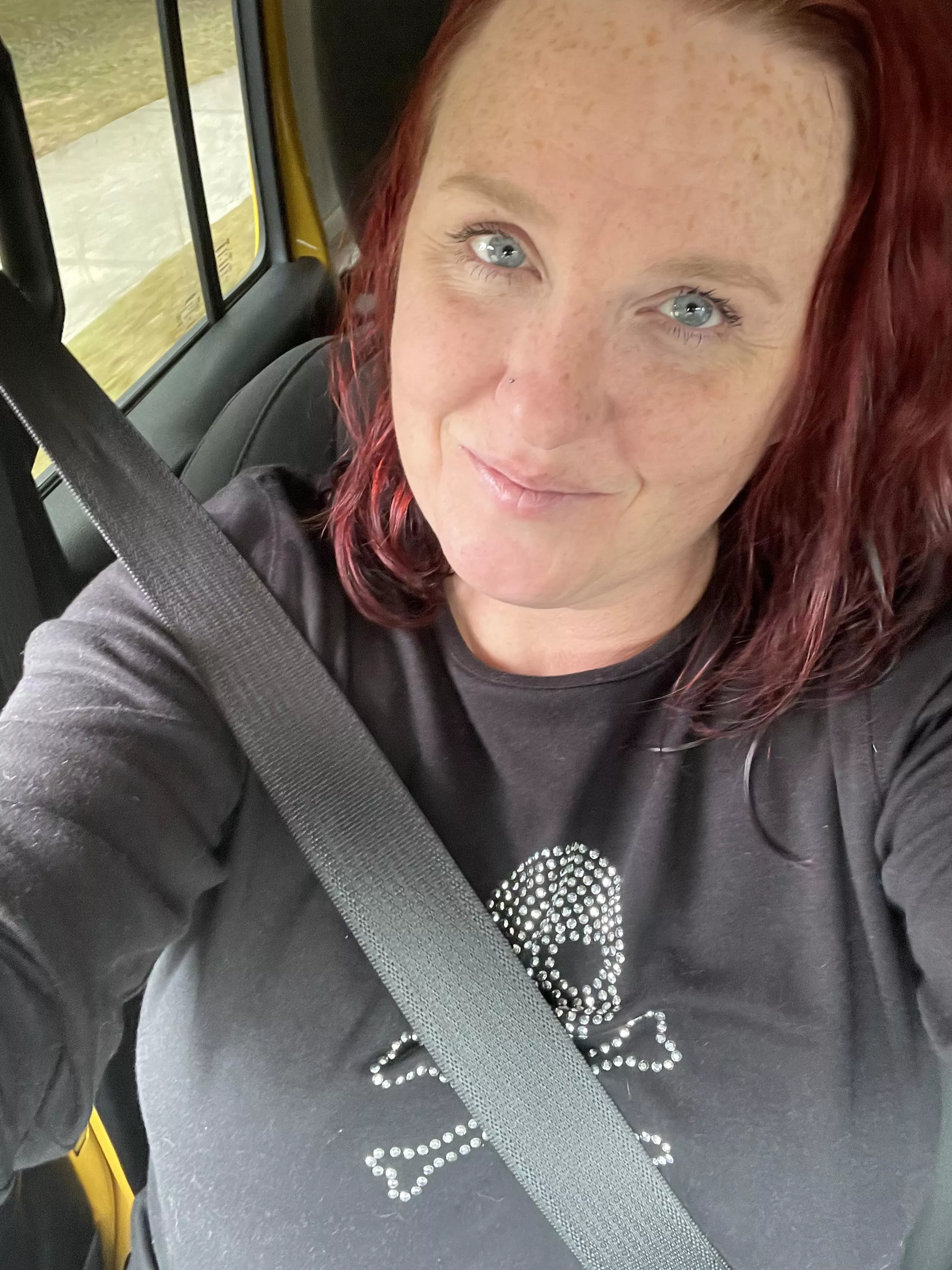 I fuck all the dads of my kids friends