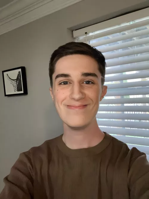 I love this time of year, sweater weather is the best! Hope my bros had a good Thanksgiving! 🍂