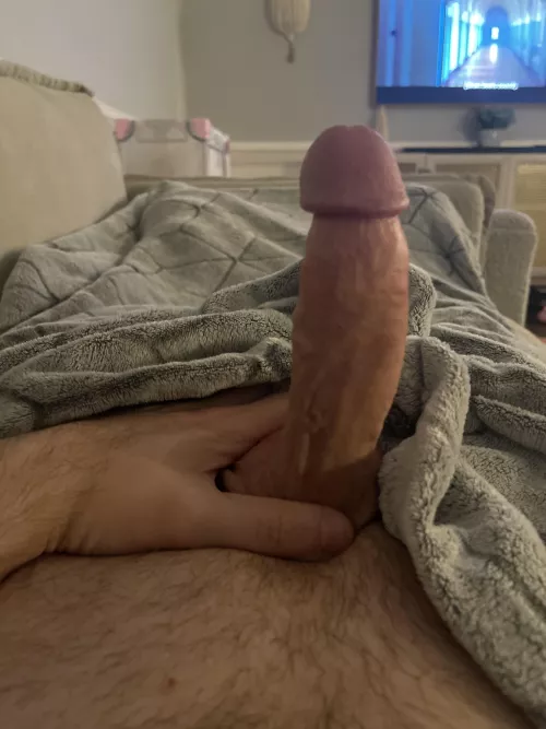 I love to be told what you think. It gets me off.