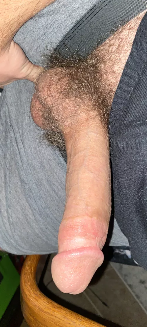 If all you want is a BWC to suck and fuck, then I’m your man.