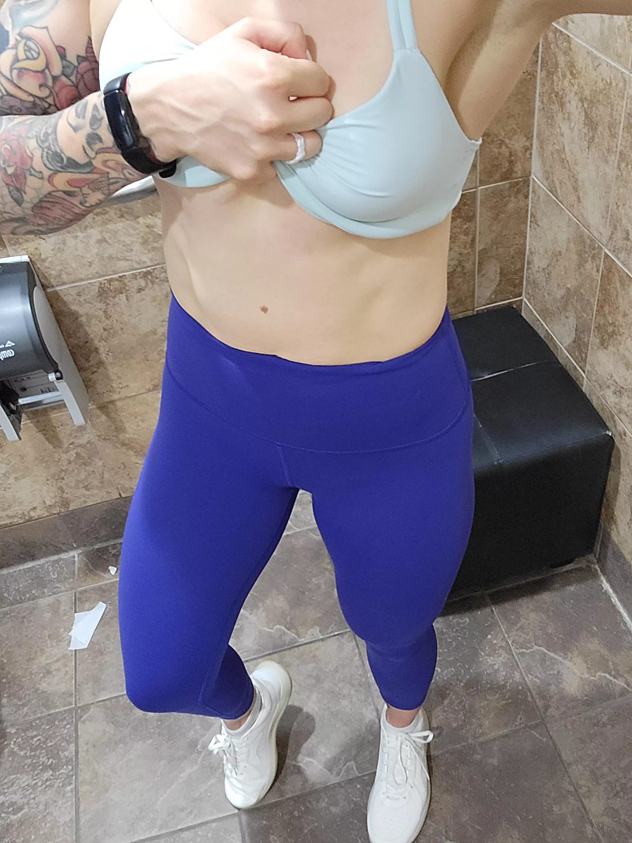 I've always been all obliques. 🤷🏻‍♀️ (F) 29