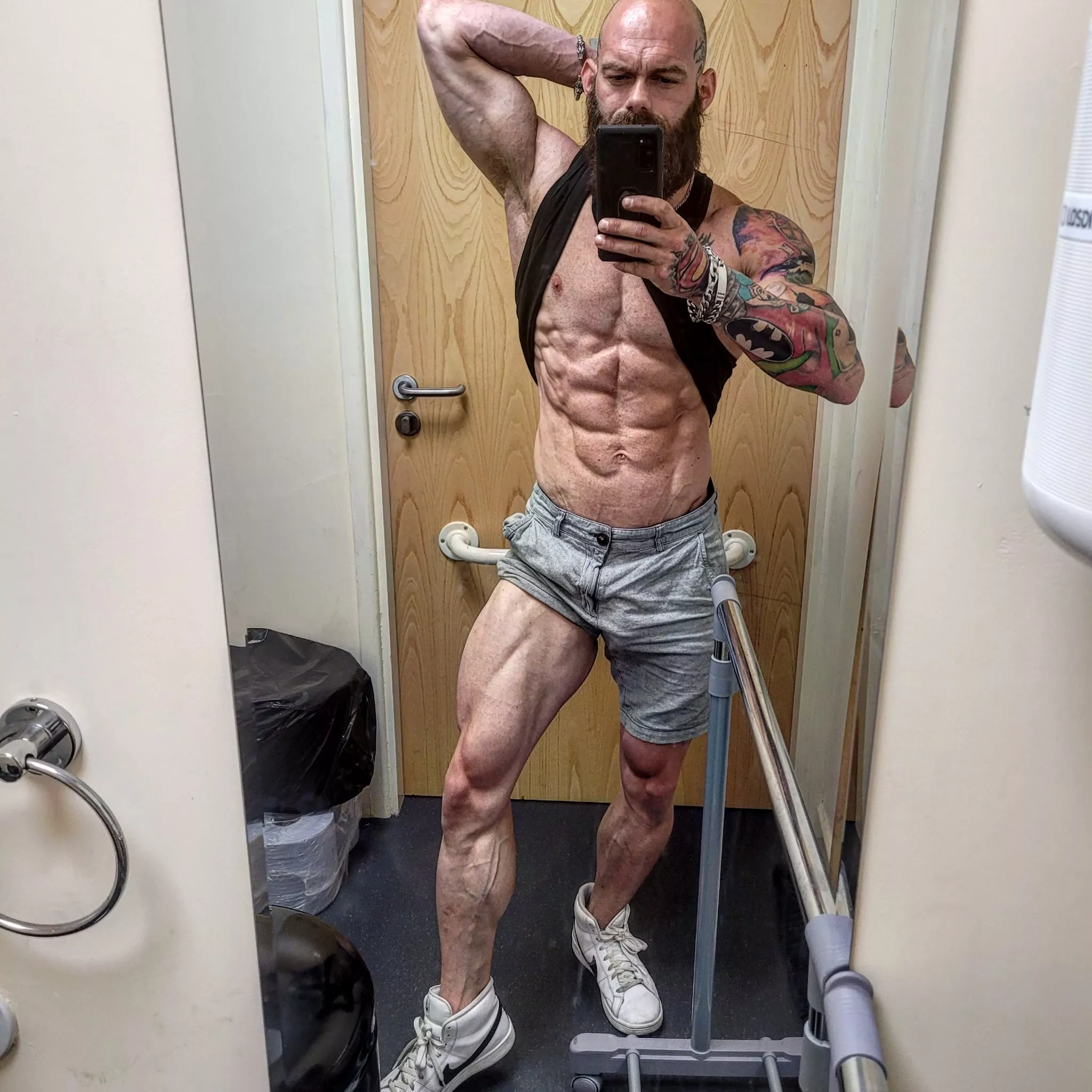 Leg day today 🥵 [m]