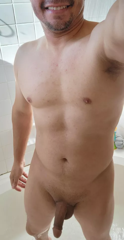 (M)39 Hot shower coming up