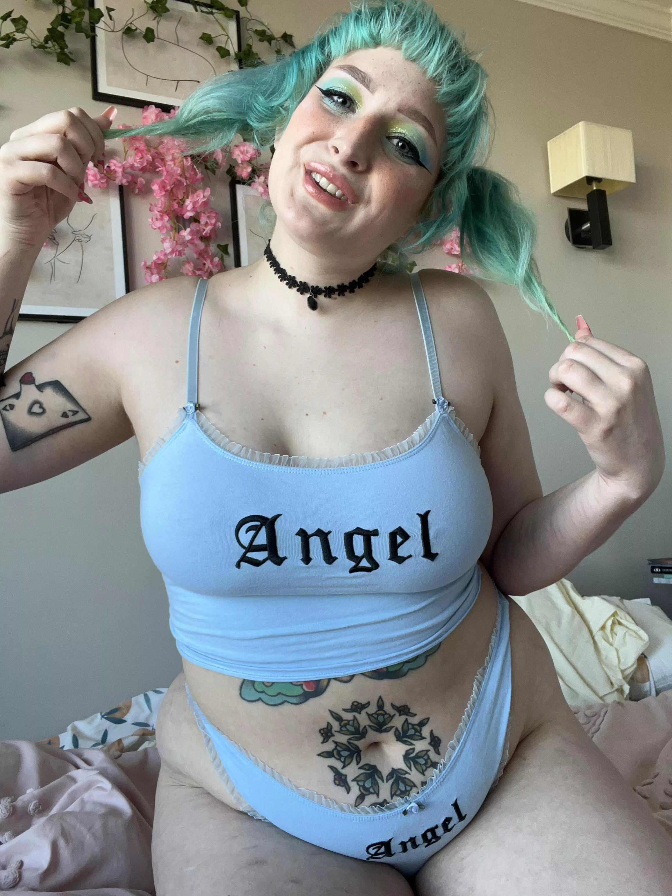 Need an alt girl to give you head?