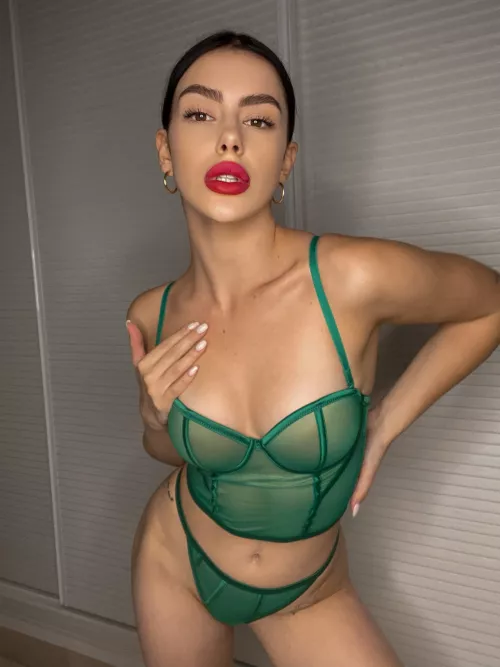 Pin me against this wall and fill me up over and over