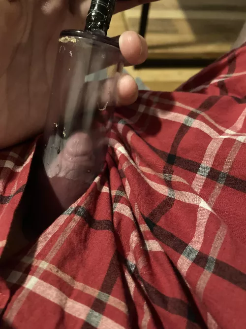 Pumping on a lazy Sunday afternoon 🥰 non-binary