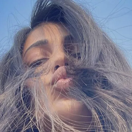 Queen Shruti! You rule my 🍌🥵