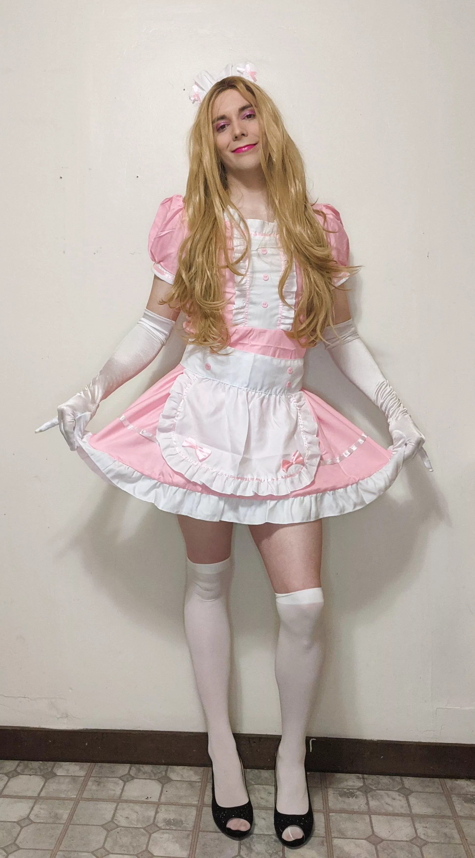 Should I just give up on trying to date women at this point?